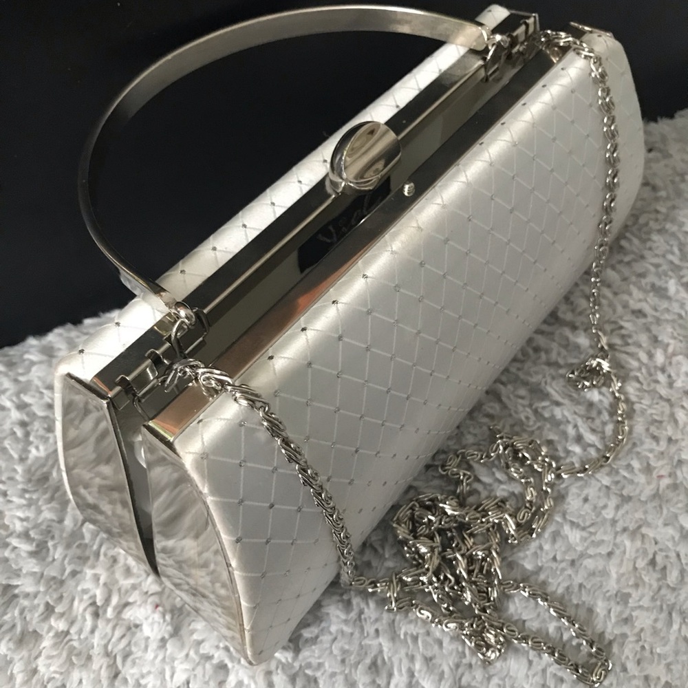 Purse - Picture 3 of 3